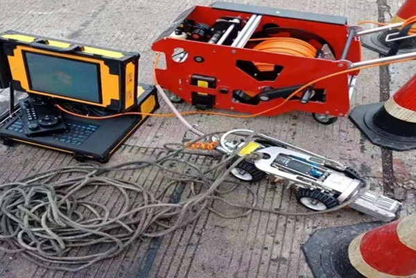 东河CCTV管道检测机器人