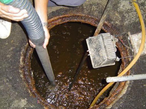 东河隔油池清理